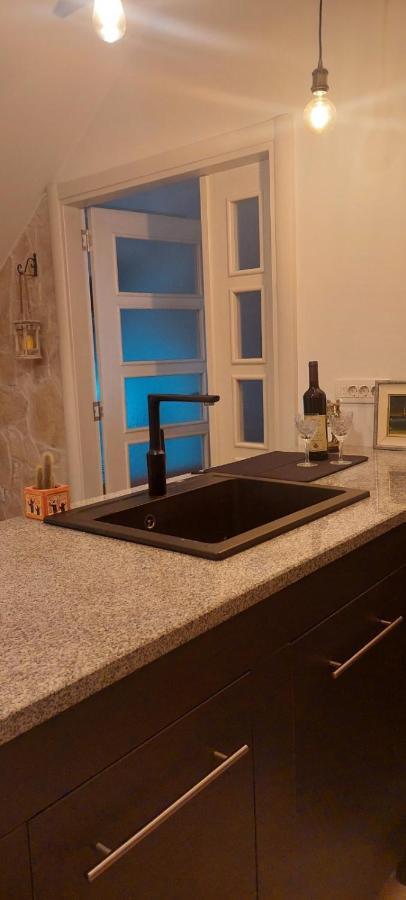 House 11 Apartment Niksic Luaran gambar