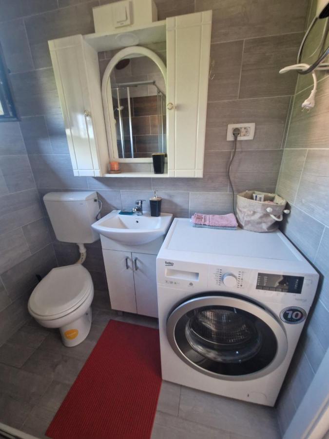 House 11 Apartment Niksic Luaran gambar