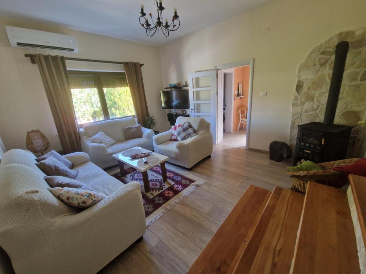 House 11 Apartment Niksic Luaran gambar